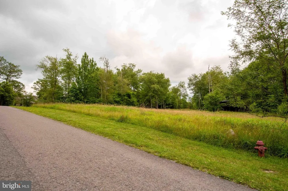 NORTH CAMP ROAD Mc Henry, MD 21541