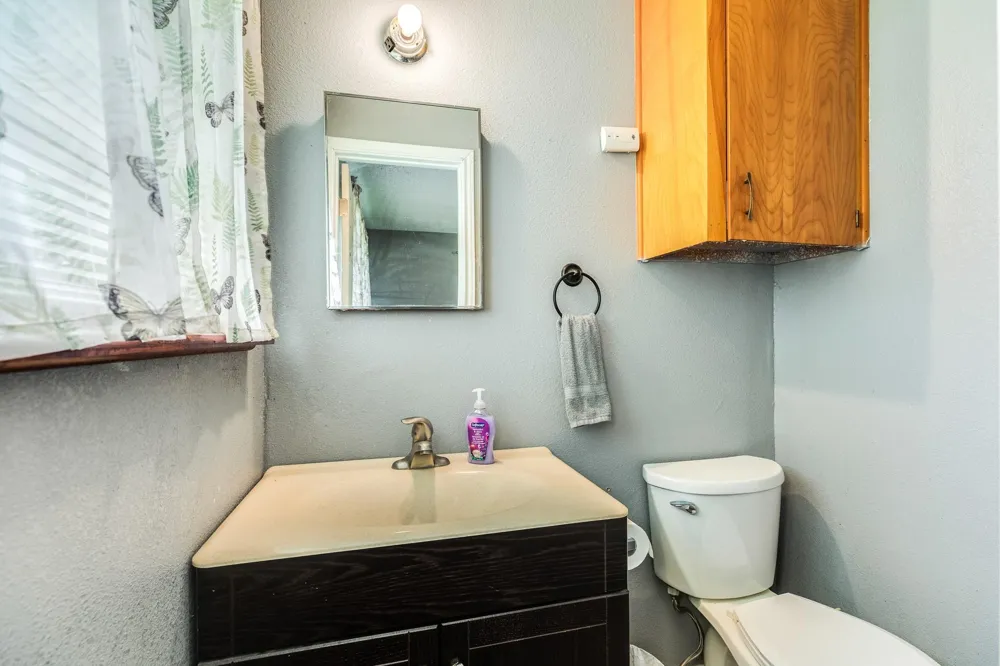 409 Red Oak Street Brazoria, TX 77422