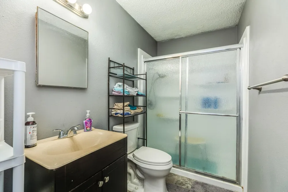 409 Red Oak Street Brazoria, TX 77422