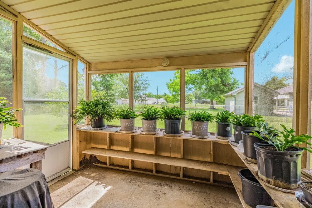 409 Red Oak Street Brazoria, TX 77422