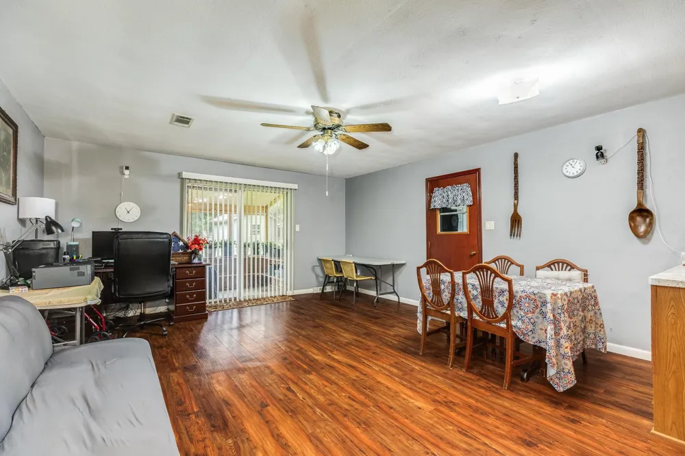 409 Red Oak Street Brazoria, TX 77422
