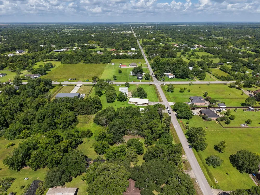 28th Street Santa Fe, TX 77510
