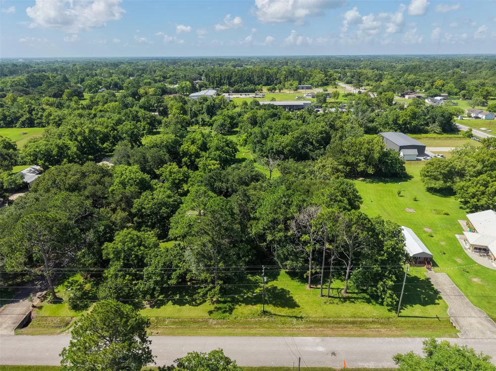28th Street Santa Fe, TX 77510