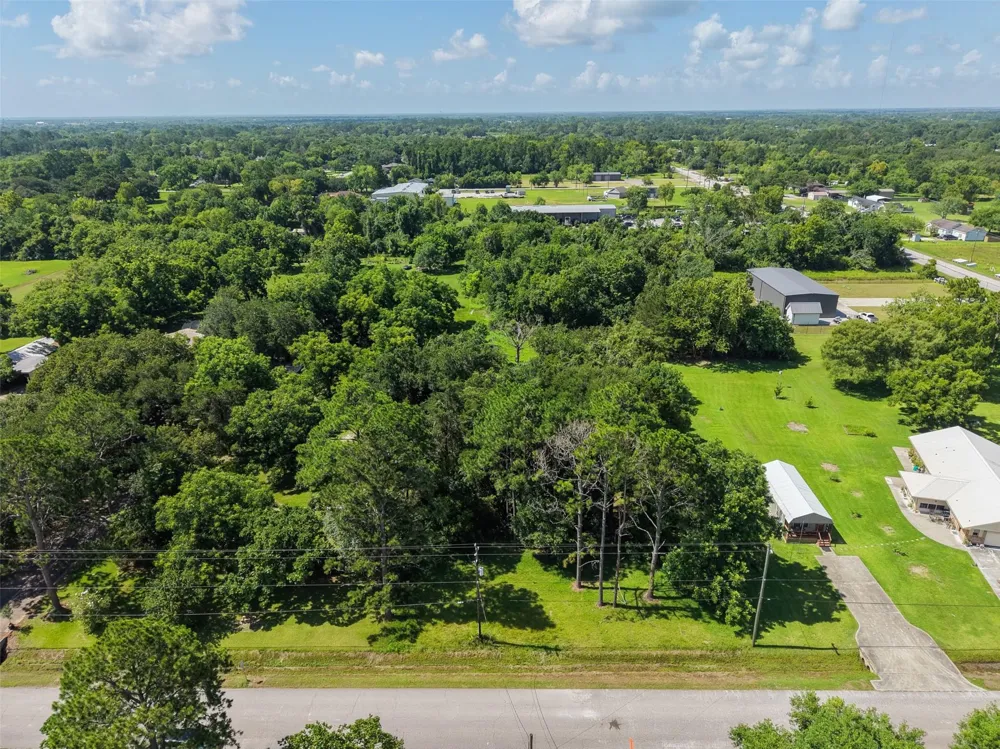28th Street Santa Fe, TX 77510