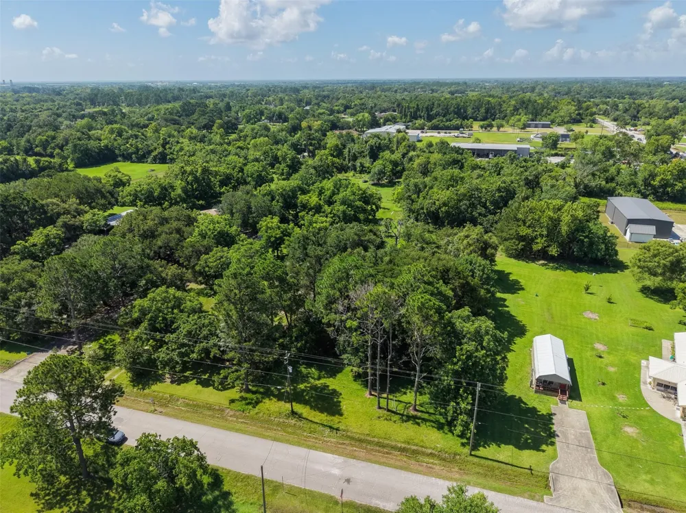 28th Street Santa Fe, TX 77510