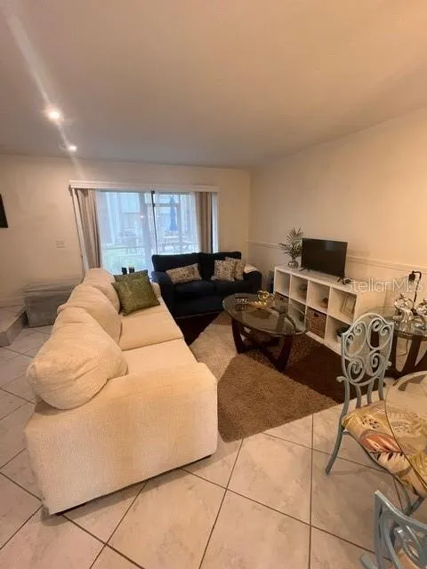 1614 STICKNEY POINT ROAD #102 Sarasota, FL 34231