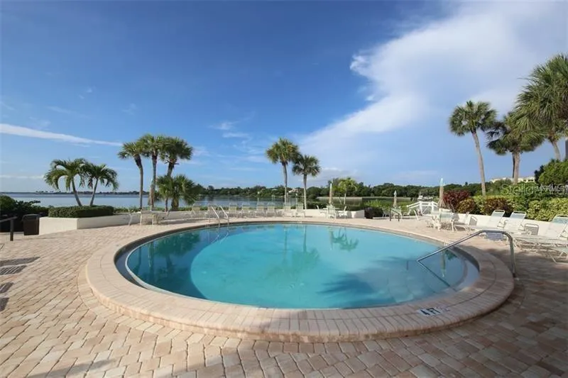 1614 STICKNEY POINT ROAD #102 Sarasota, FL 34231