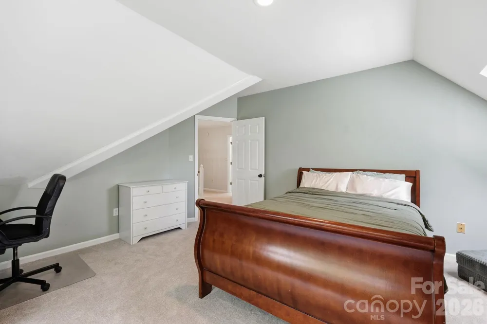 202 Riva Ridge Drive Fairview, NC 28730