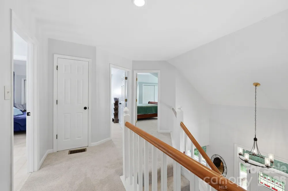 202 Riva Ridge Drive Fairview, NC 28730