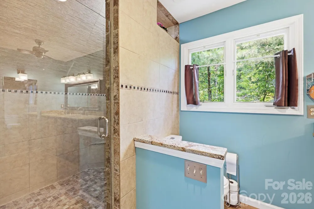 202 Riva Ridge Drive Fairview, NC 28730