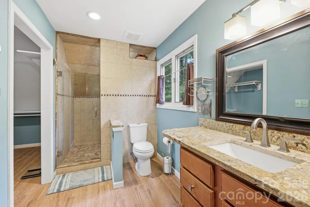202 Riva Ridge Drive Fairview, NC 28730