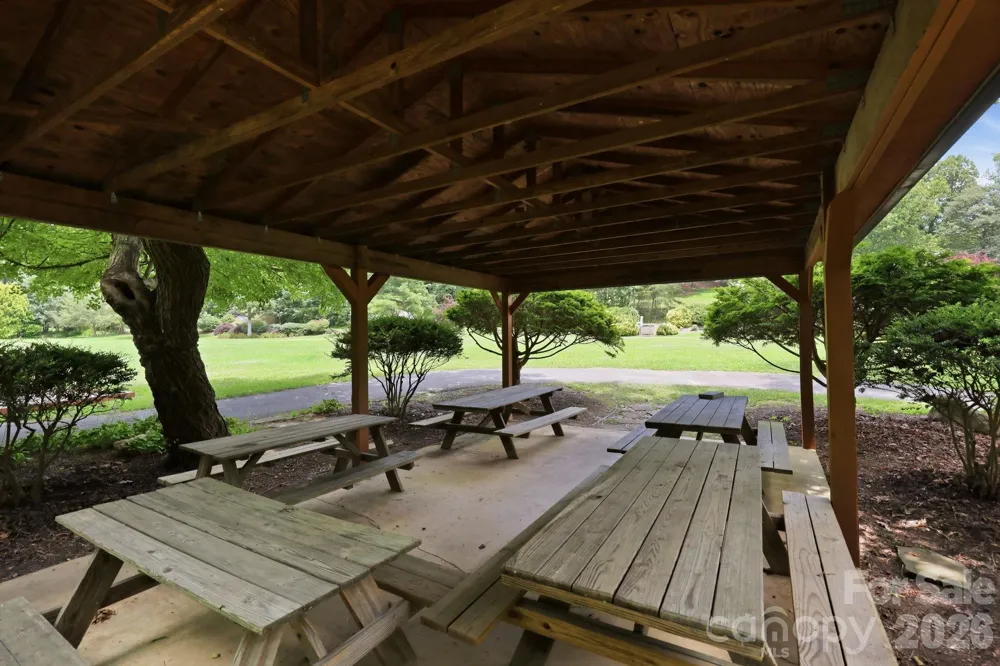 202 Riva Ridge Drive Fairview, NC 28730