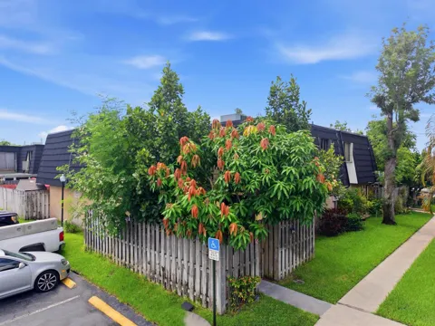 105 Woodland Road