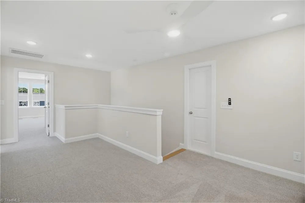 1641 Cross Village Avenue Kernersville, NC 27284