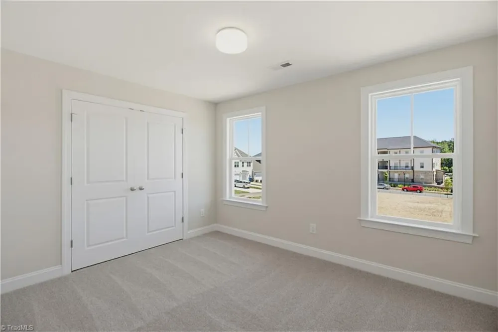 1641 Cross Village Avenue Kernersville, NC 27284