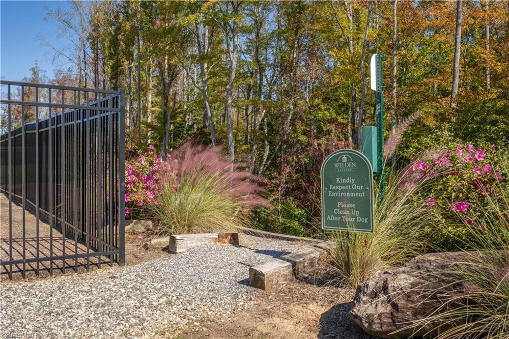1641 Cross Village Avenue Kernersville, NC 27284