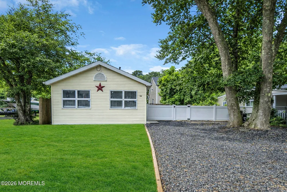 54 Central Avenue Waretown, NJ 08758