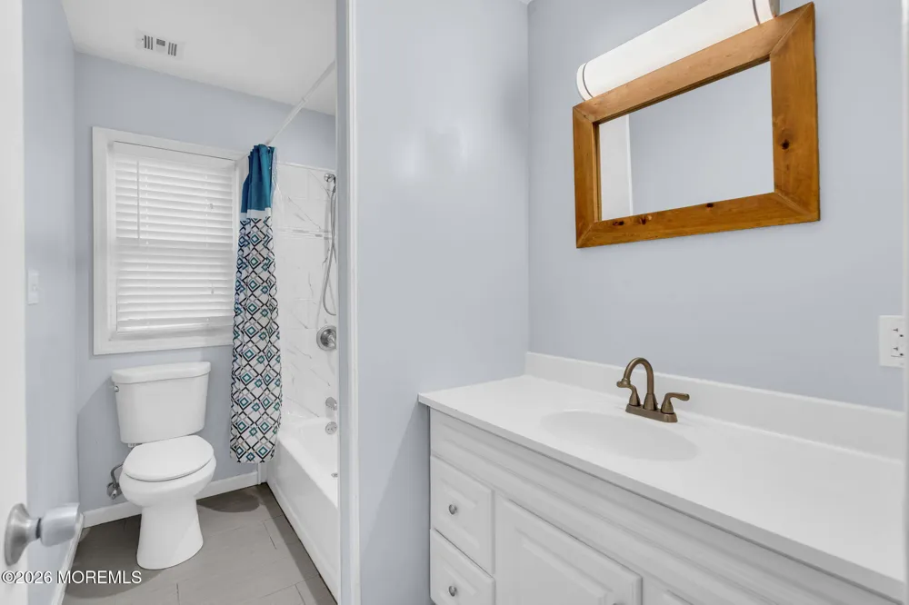 54 Central Avenue Waretown, NJ 08758