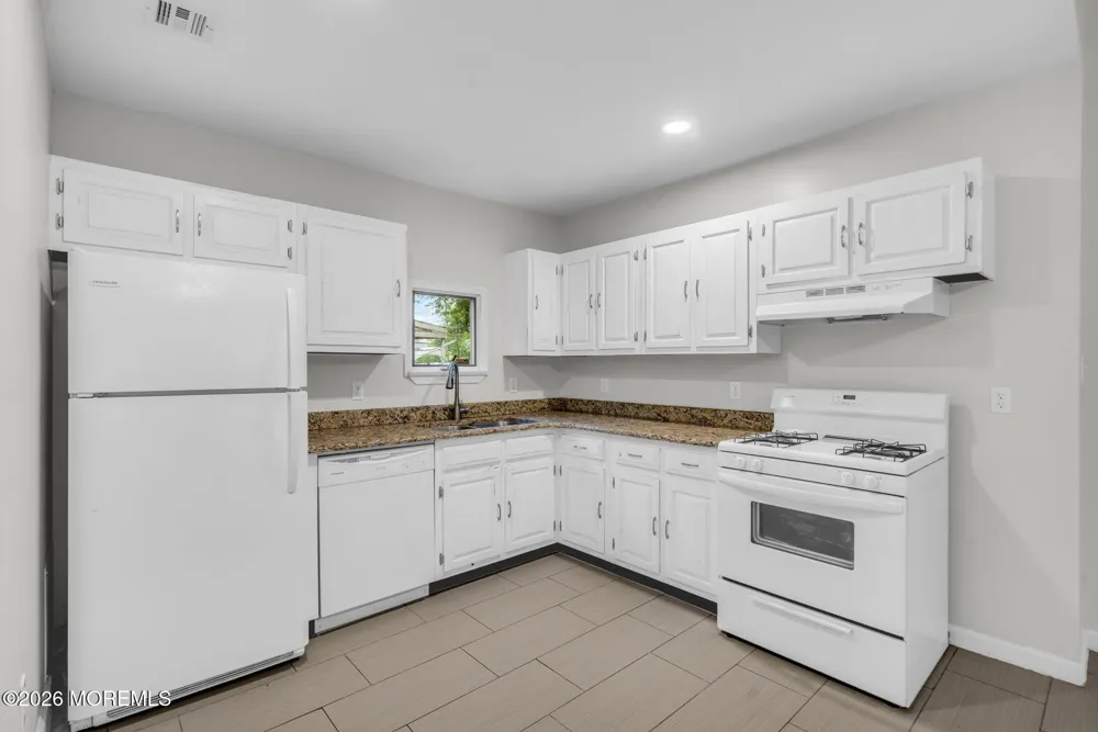 54 Central Avenue Waretown, NJ 08758