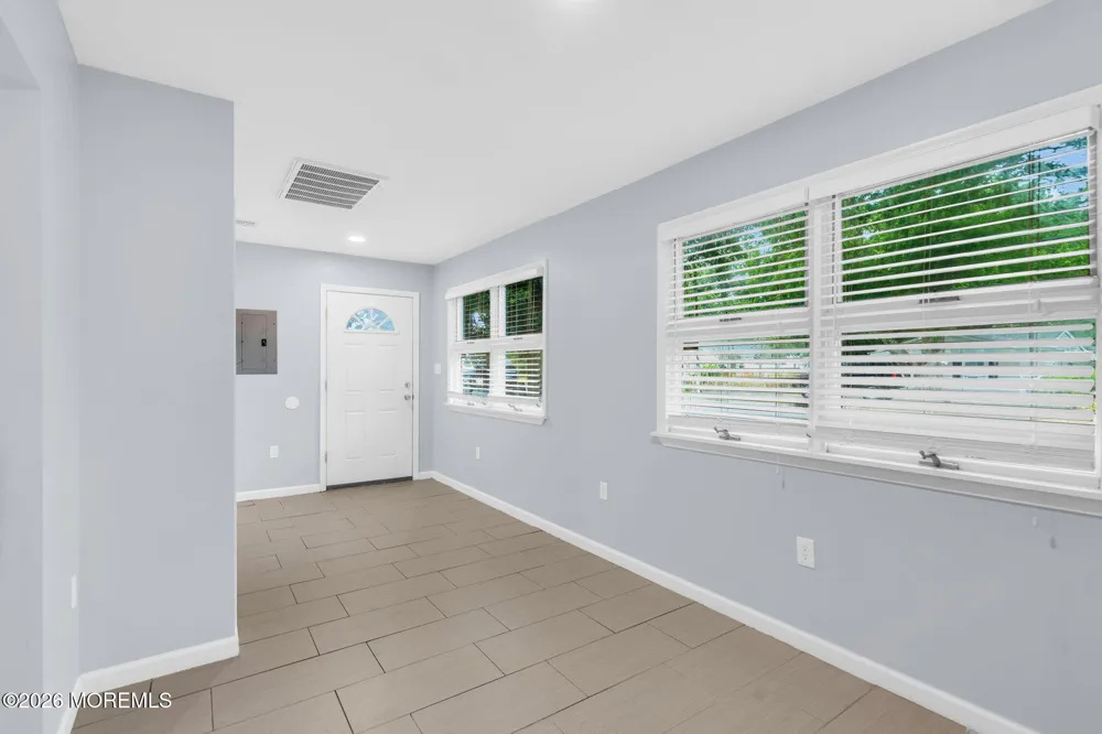 54 Central Avenue Waretown, NJ 08758