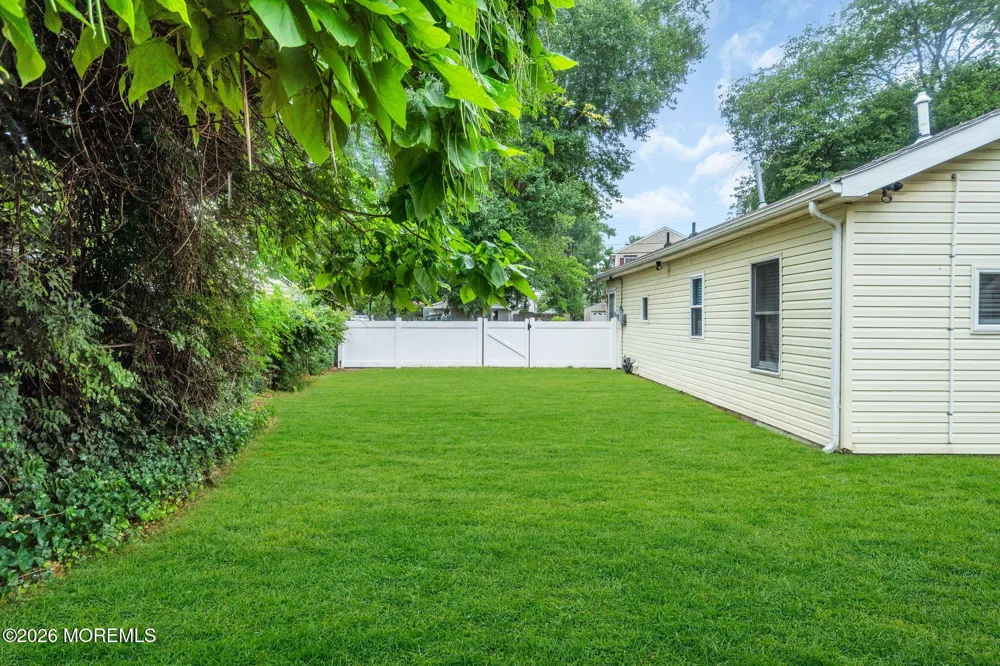 54 Central Avenue Waretown, NJ 08758