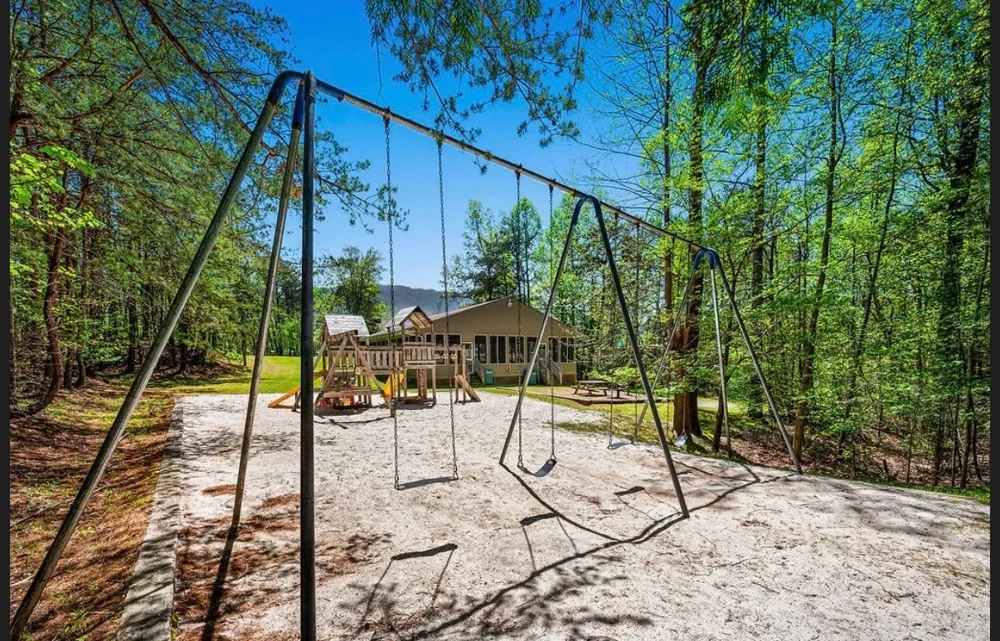 3710 Weber Rd #105-C Gatlinburg, TN 37738