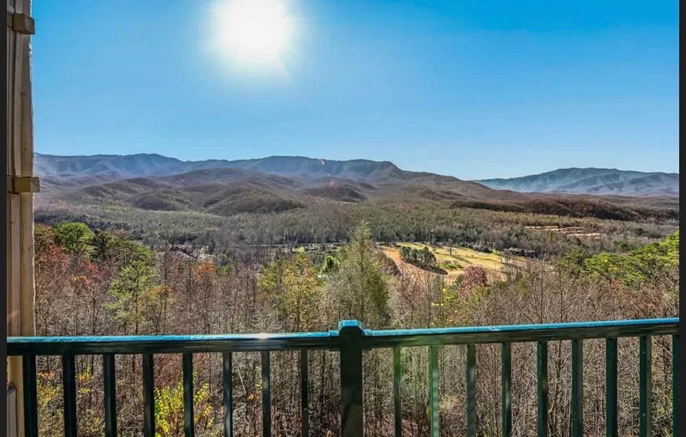 3710 Weber Rd #105-C Gatlinburg, TN 37738