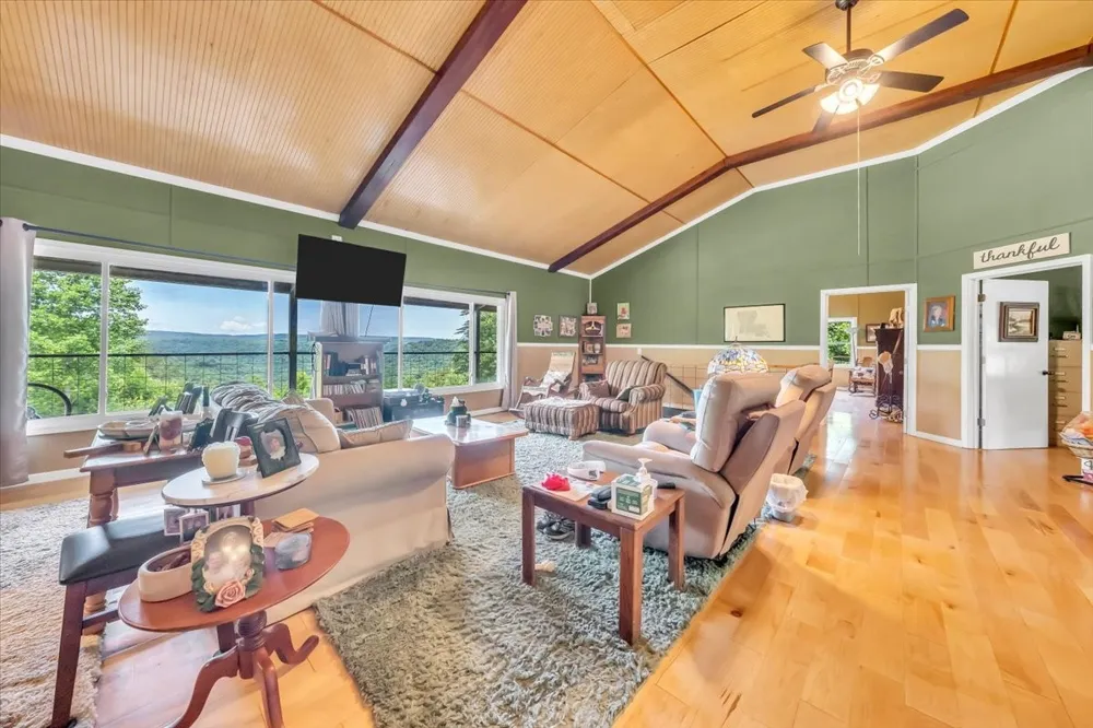 5688 Burkett Chapel Road Whitwell, TN 37397