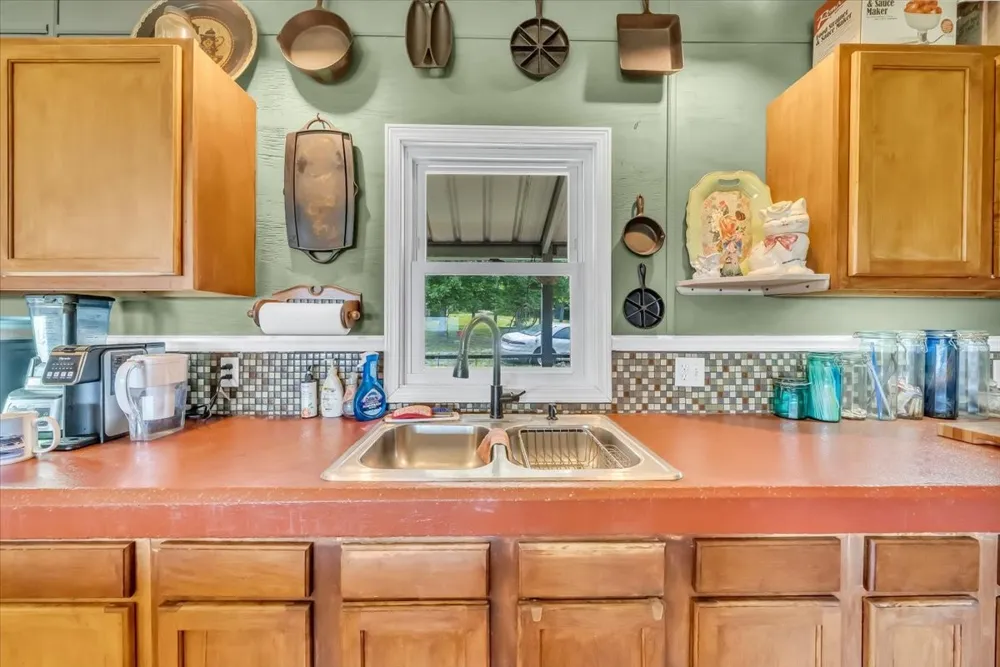 5688 Burkett Chapel Road Whitwell, TN 37397