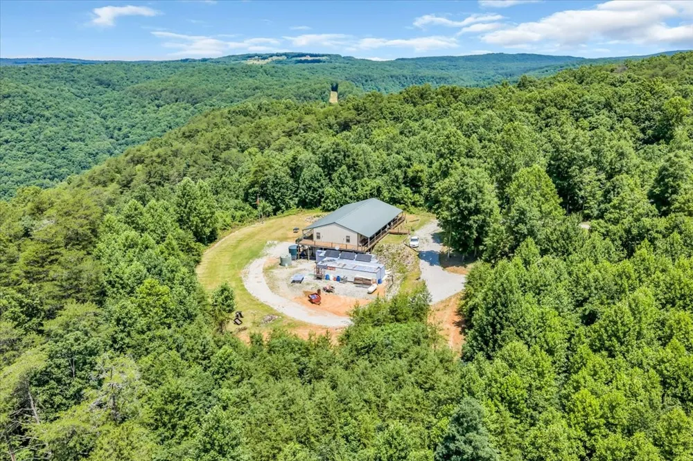 5688 Burkett Chapel Road Whitwell, TN 37397