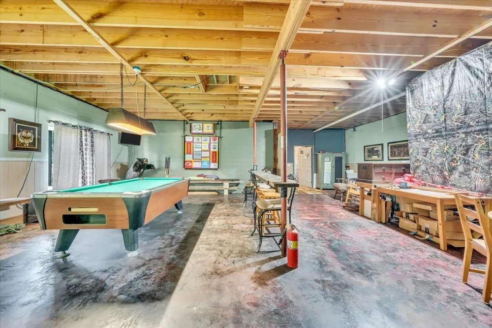 5688 Burkett Chapel Road Whitwell, TN 37397