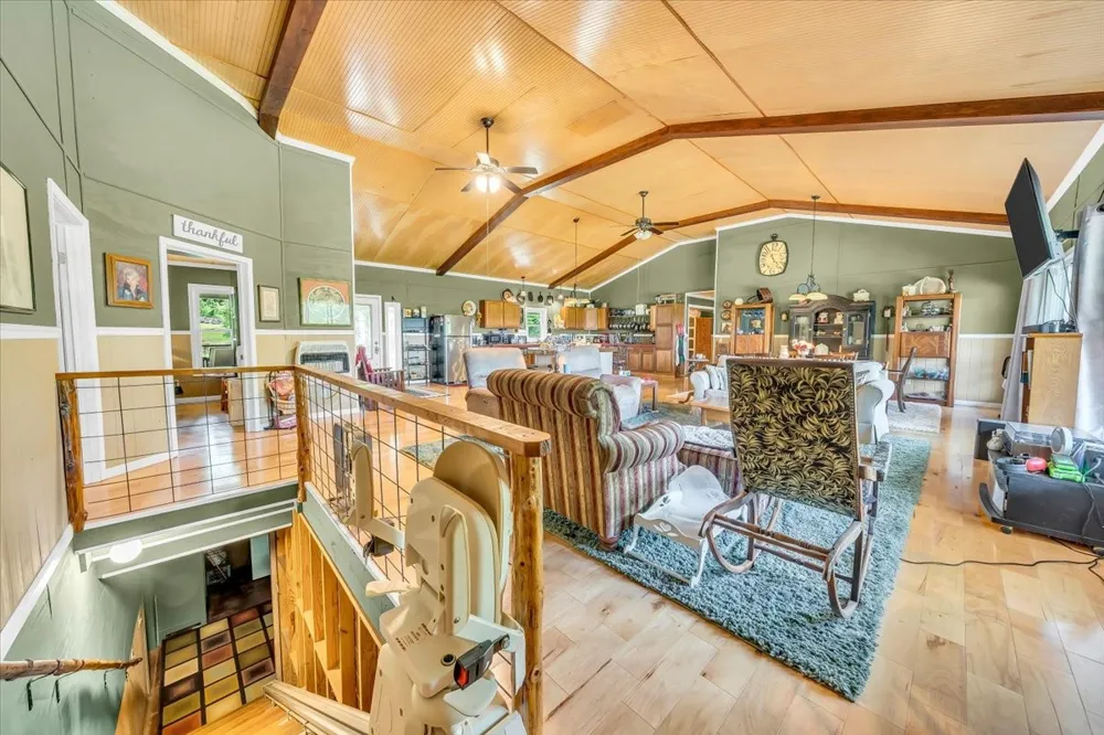 5688 Burkett Chapel Road Whitwell, TN 37397