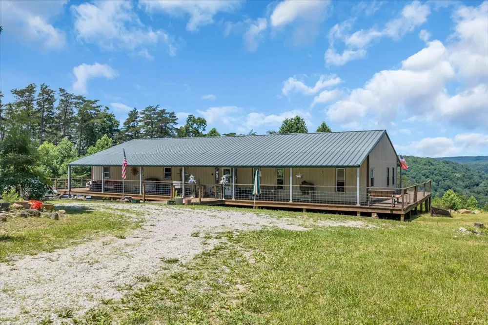 5688 Burkett Chapel Road Whitwell, TN 37397
