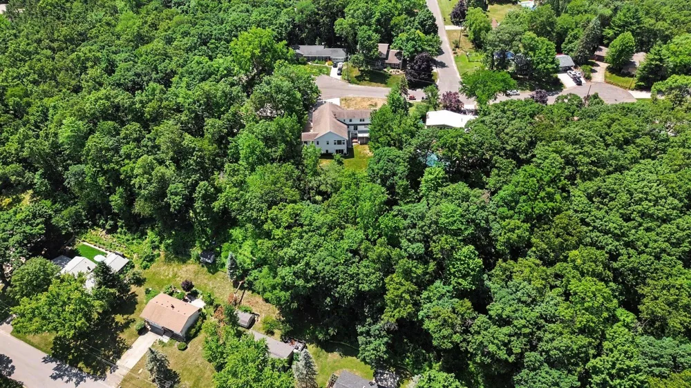 4994 Bluff Drive NE Plainfield Charter Township, MI 49525