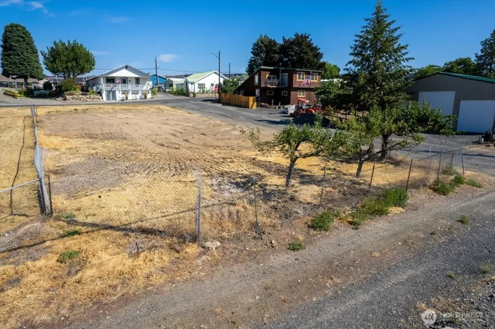 202 W Kelso Avenue Electric City, WA 99123