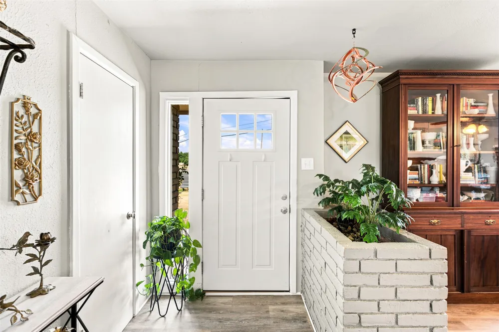 627 Bellaire Drive Woodway, TX 76712