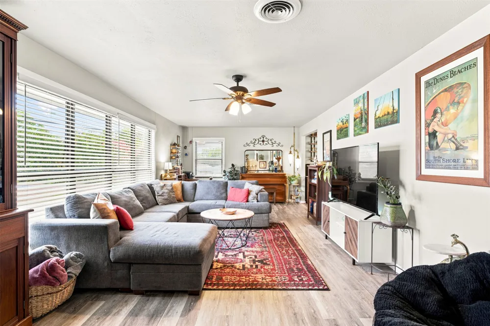 627 Bellaire Drive Woodway, TX 76712