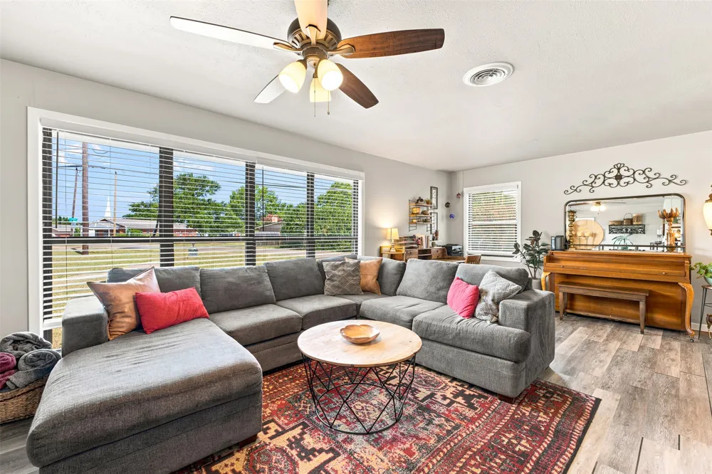627 Bellaire Drive Woodway, TX 76712