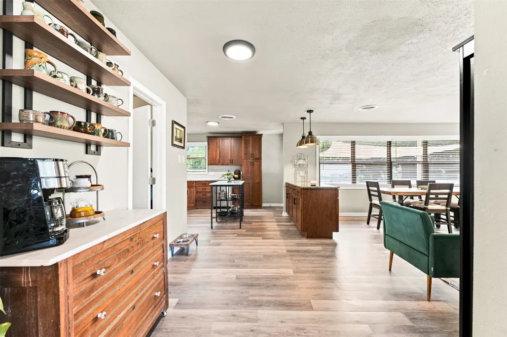 627 Bellaire Drive Woodway, TX 76712