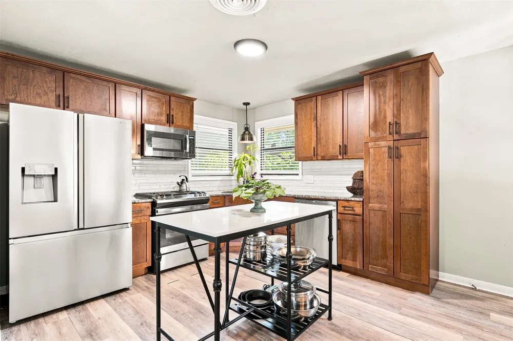 627 Bellaire Drive Woodway, TX 76712