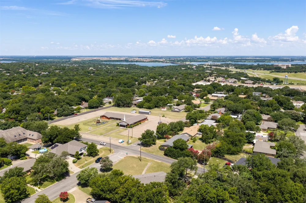 627 Bellaire Drive Woodway, TX 76712