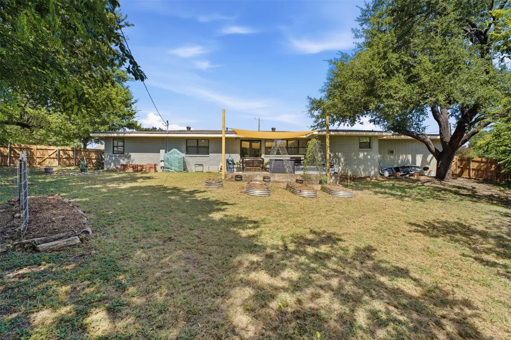 627 Bellaire Drive Woodway, TX 76712