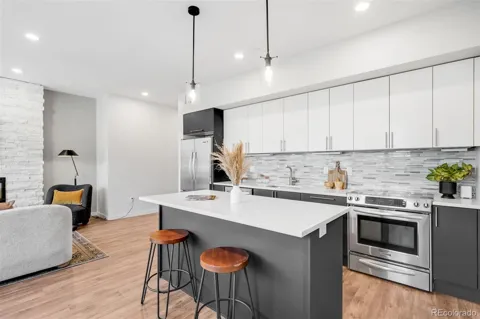 2640 Central Court #203