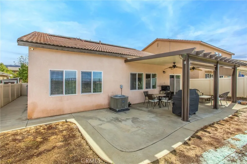 1274 Pinehurst Dr. Calimesa, CA 92320