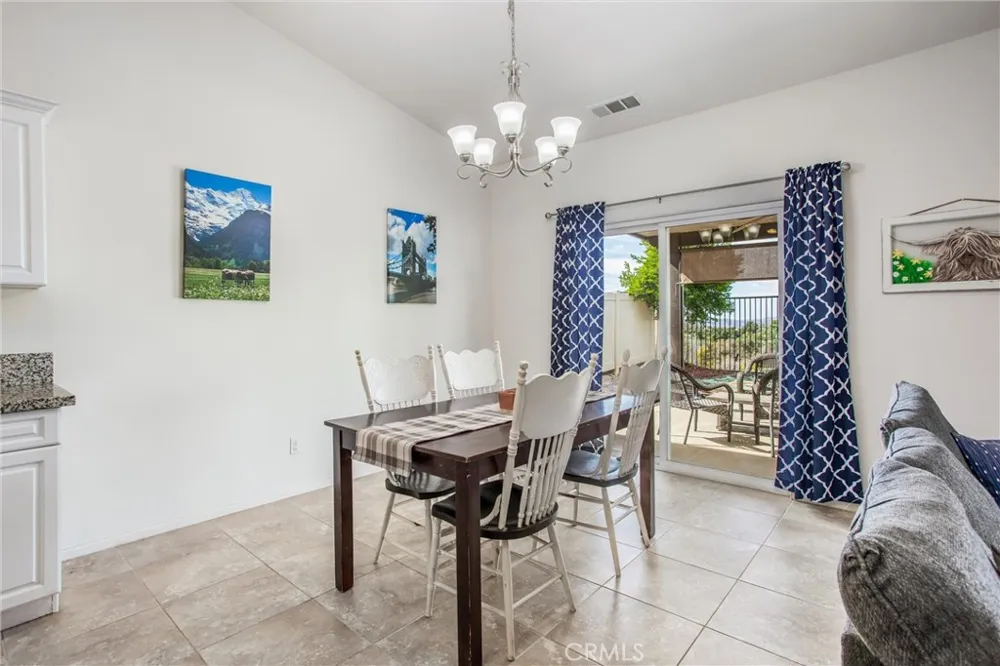 1274 Pinehurst Dr. Calimesa, CA 92320