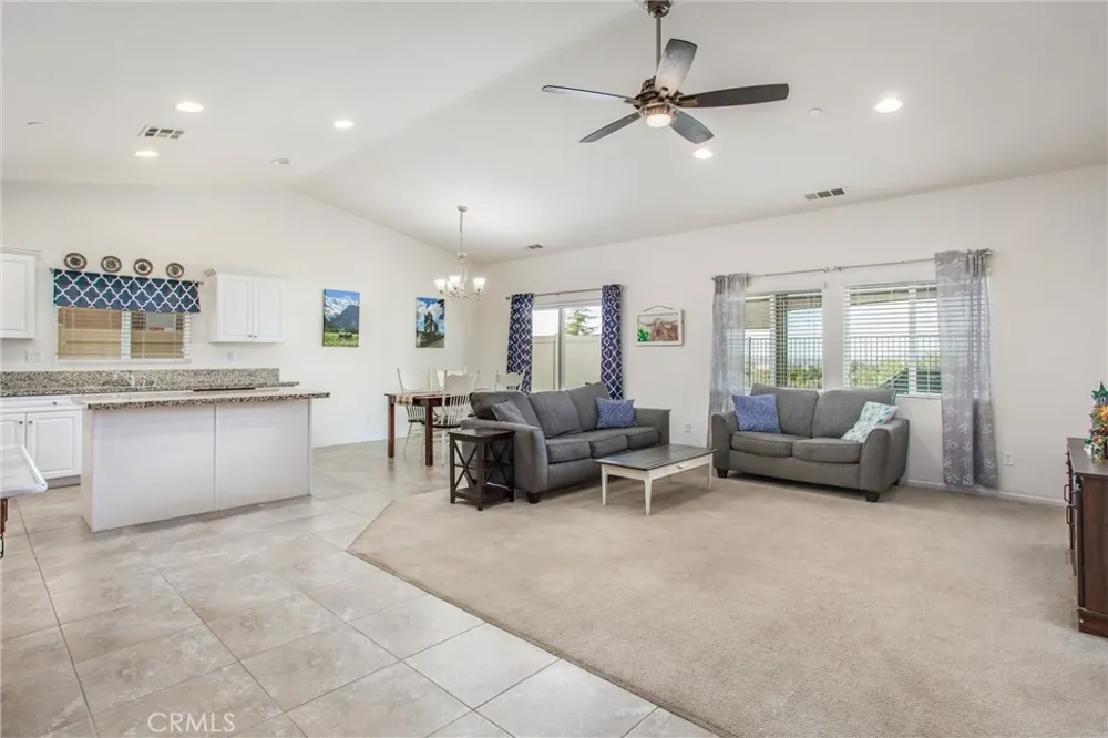 1274 Pinehurst Dr. Calimesa, CA 92320