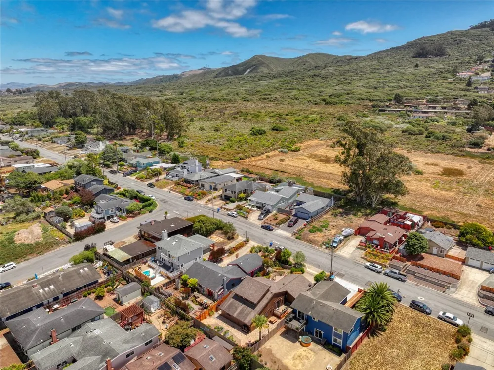 360 Highland Drive Los Osos, CA 93402