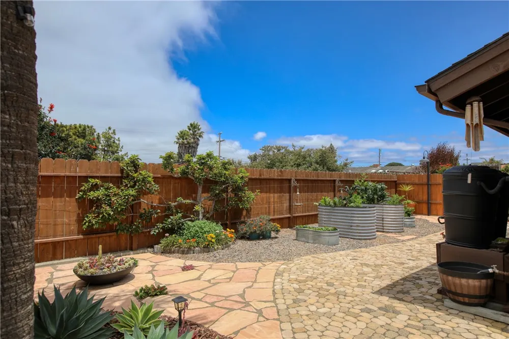 360 Highland Drive Los Osos, CA 93402