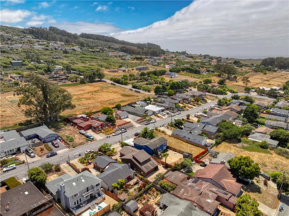 360 Highland Drive Los Osos, CA 93402
