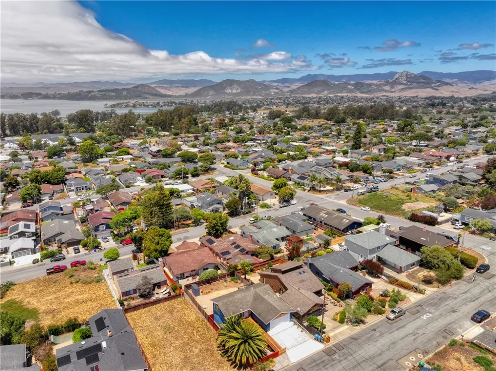 360 Highland Drive Los Osos, CA 93402
